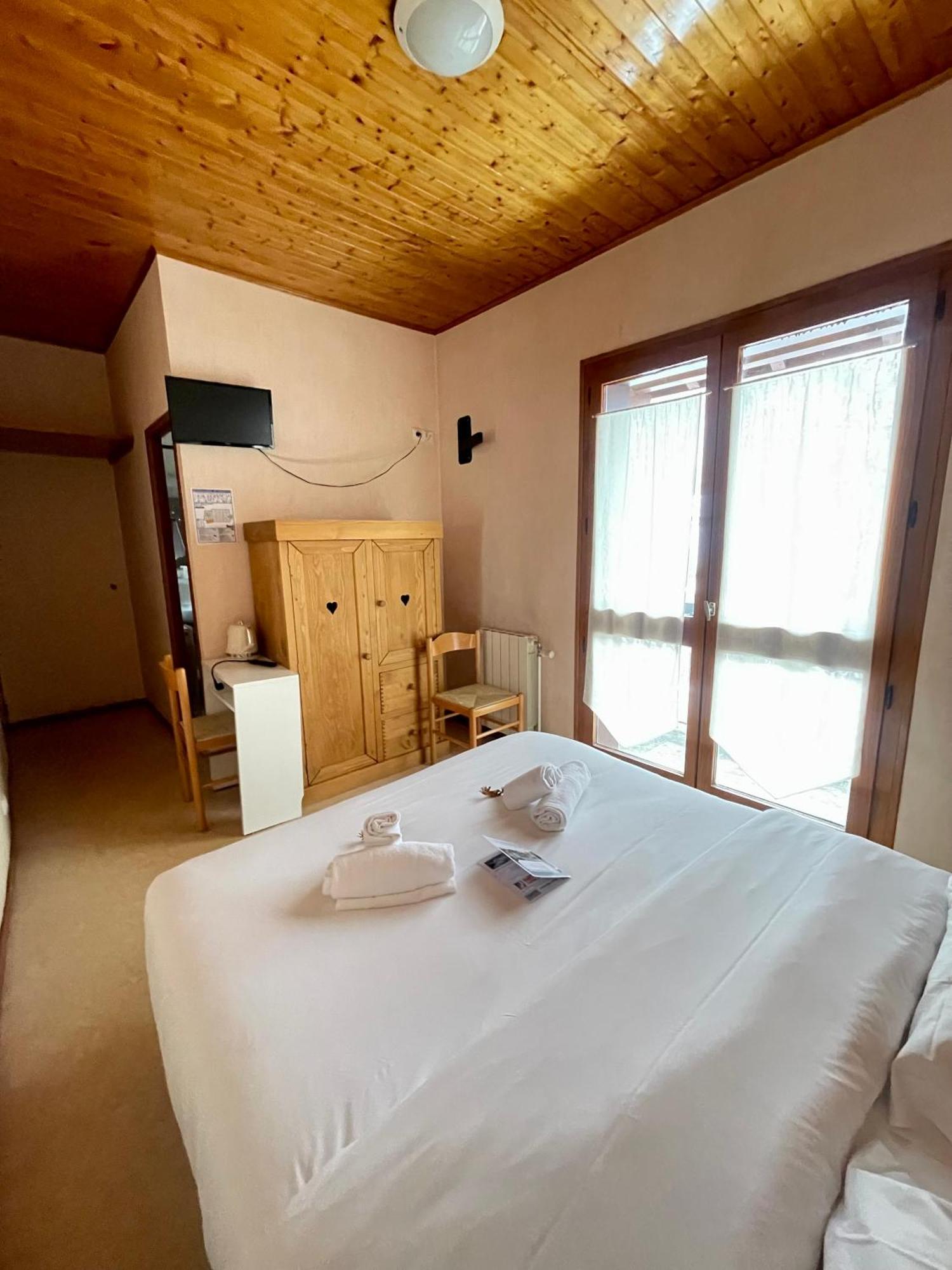 Hotel Le Montblanc Flumet Kültér fotó